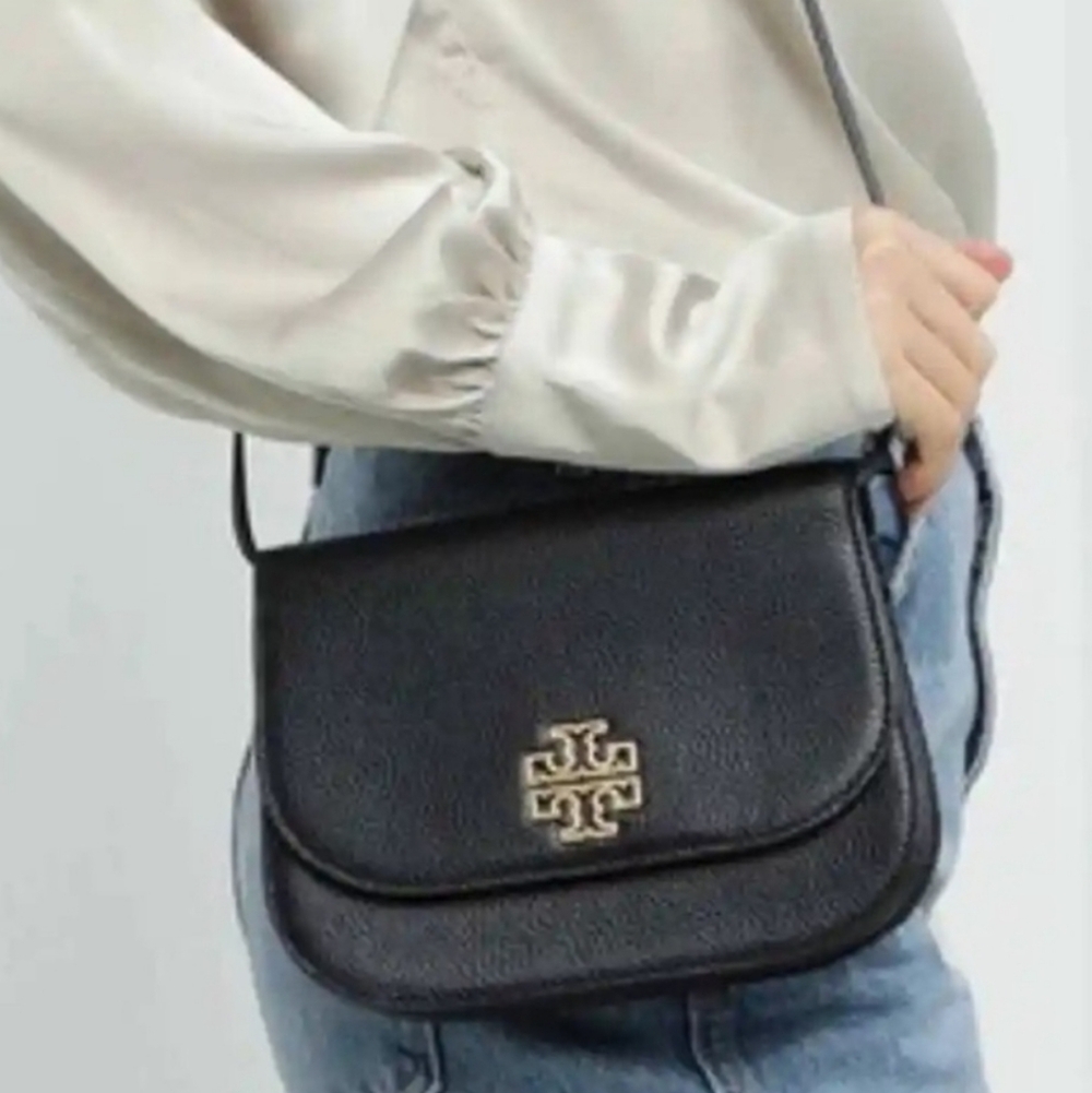 EUC. Tory Burch Leather Britton Crossbody, Medium